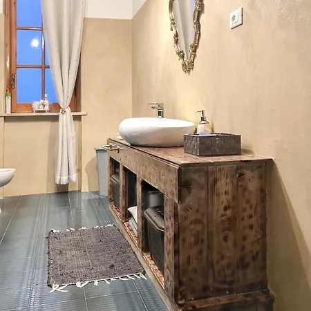 Charming House In With Private Pool 度假居